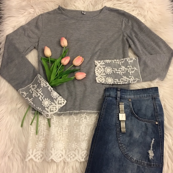 boutique Tops - Lace detail | layering top